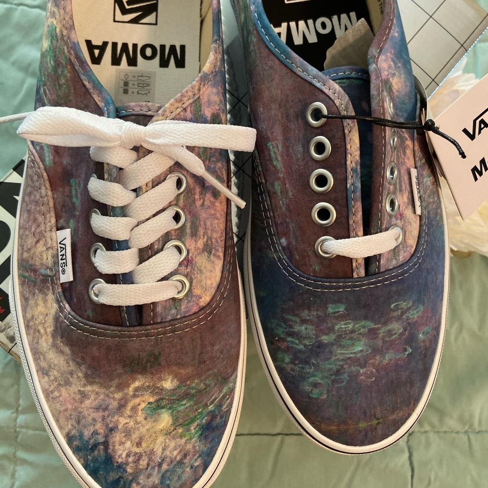 MoMA Monet Waterlilies Vans - Picture 2 of 9